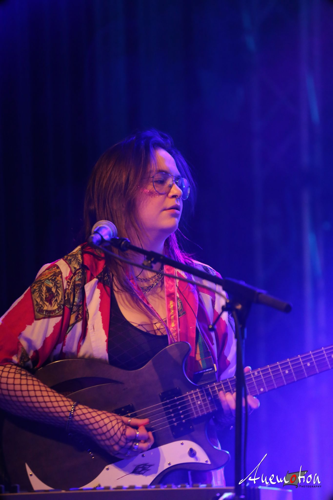 ElephantsFalling (49)